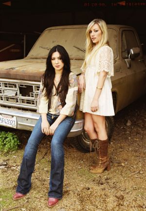 Michelle Branch and partner michelle branch and teddy landau. Michelle Branch and partner