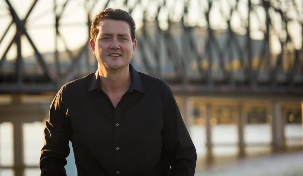 Adam Harvey on Nu Country TV country music show