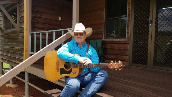 Larry Cann on Nu Country TV country music show
