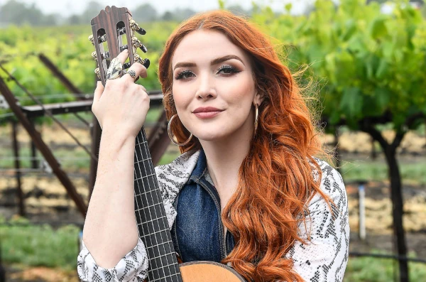Caylee Hammack on Nu Country TV country music show