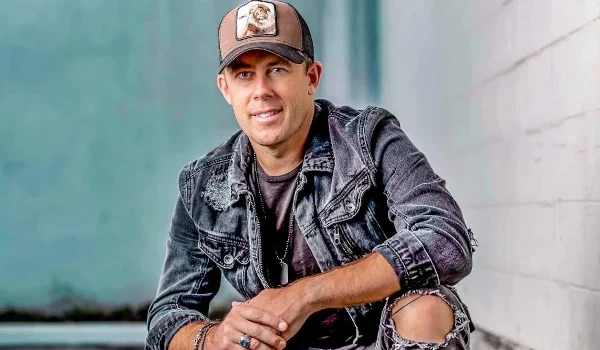 Casey Barnes on Nu Country TV country music show