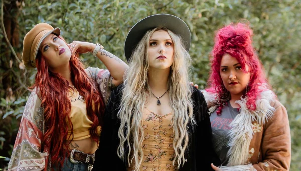 Vixens Of Fall on Nu Country TV country music show