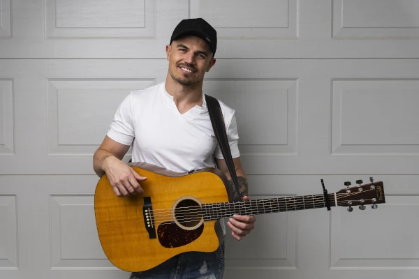 Nathan Lamont on Nu Country TV country music show