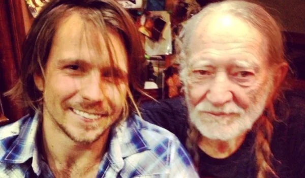 Lukas and Willie Nelson on Nu Country TV country music show