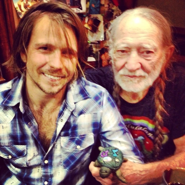 Lukas and Willie Nelson on Nu Country TV country music show