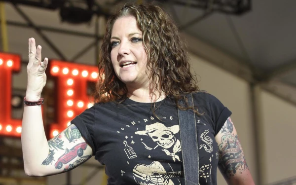 Ashley McBryde on Nu Country TV country music show