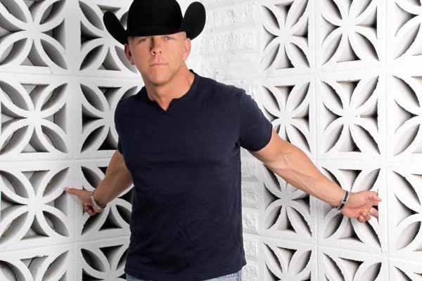 Chris Chitsey on Nu Country TV country music show