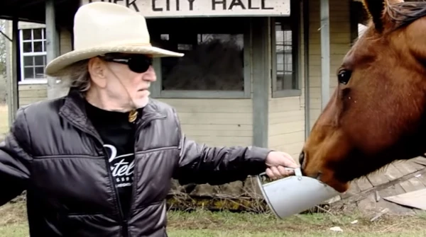 Willie Nelson on Nu Country TV country music show