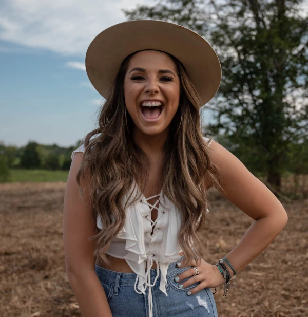 Kylie Frey on Nu Country TV country music show