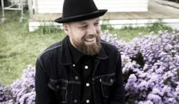 Andrew Swift on Nu Country TV country music show